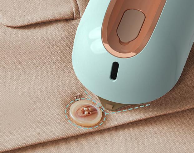 新衣服皱巴巴比农村来的还土气！法格挂烫机化身宠衣狂魔，真巴适