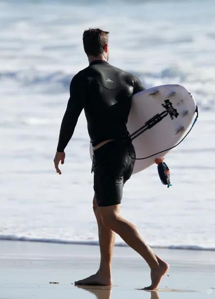雷神锤哥真实身材,雷神锤哥身材照片