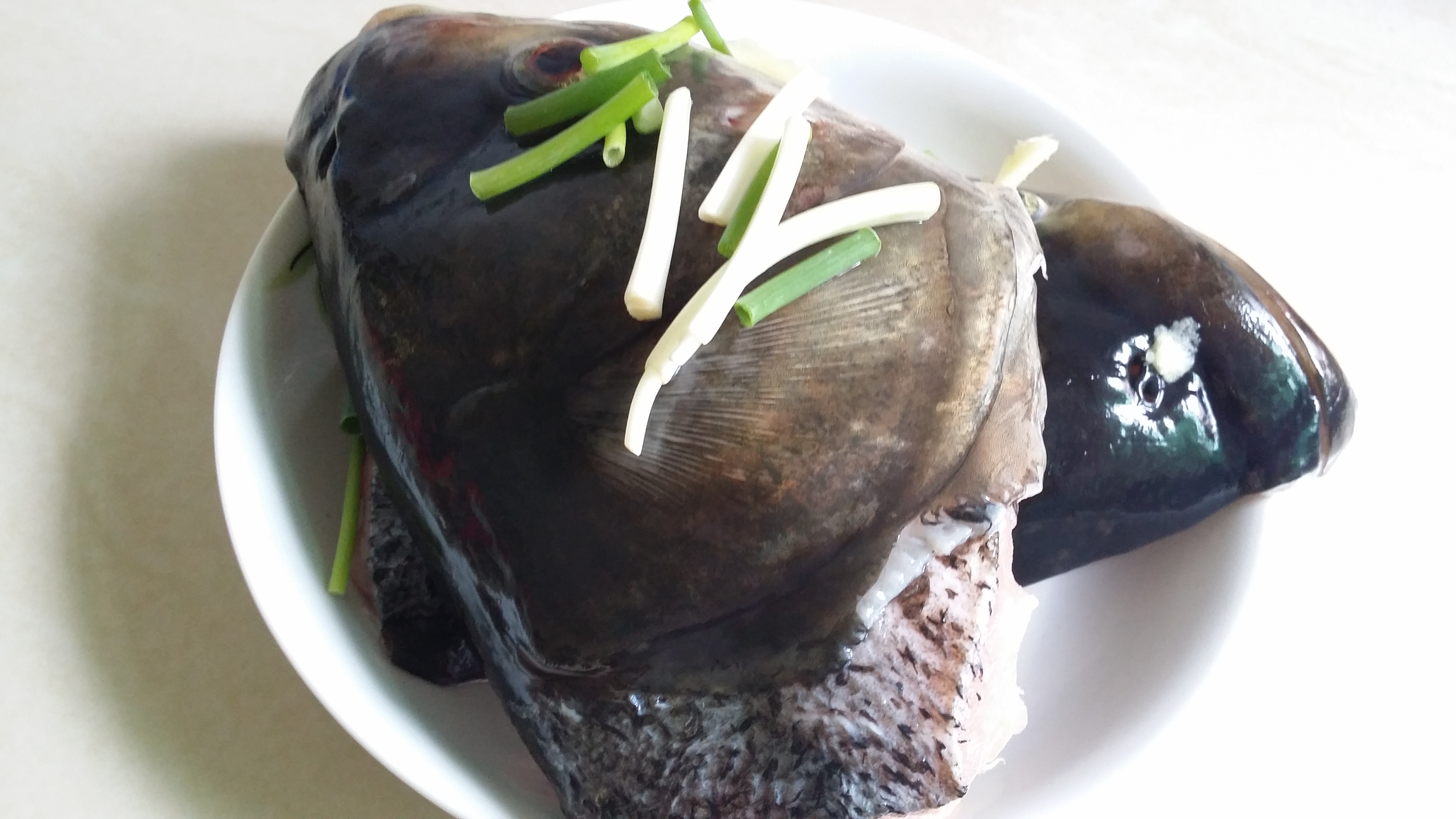 鱼头要怎么煮汤才不会腥,鱼头这样蒸才好吃