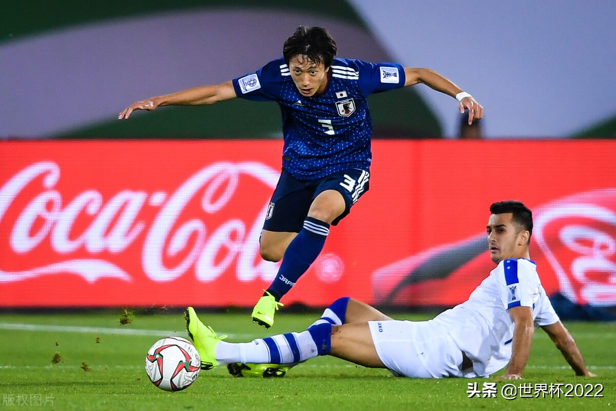 日本男足不敌阿曼,12强赛日本男足