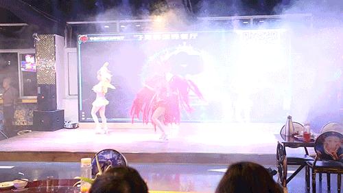 网红餐厅搞笑小品,网红餐厅表演视频