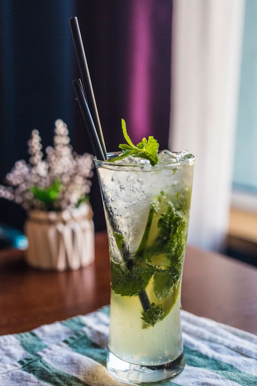 大连这家西餐厅美得像仙境,大连正宗西餐厅推荐