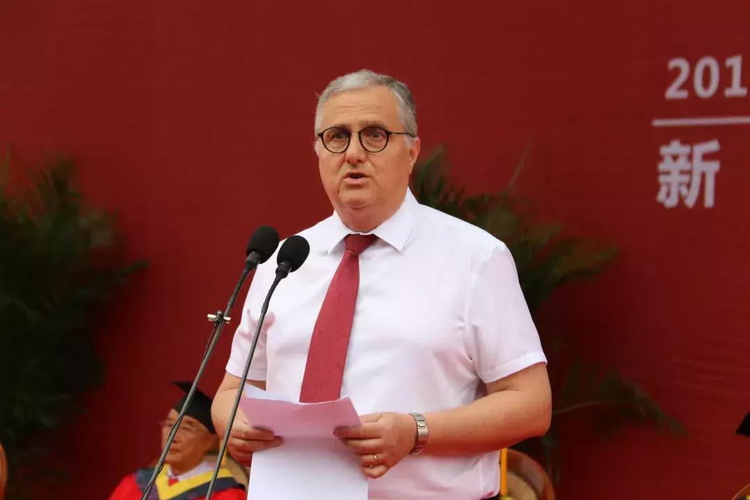 以格局致远人生，中南13193名学子携着满满的祝愿顺利毕业！