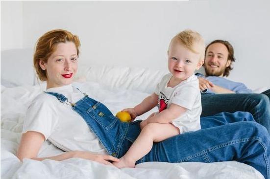 2岁宝宝白天睡太久晚上睡特别迟,2岁宝宝白天睡3小时晚上10点就醒