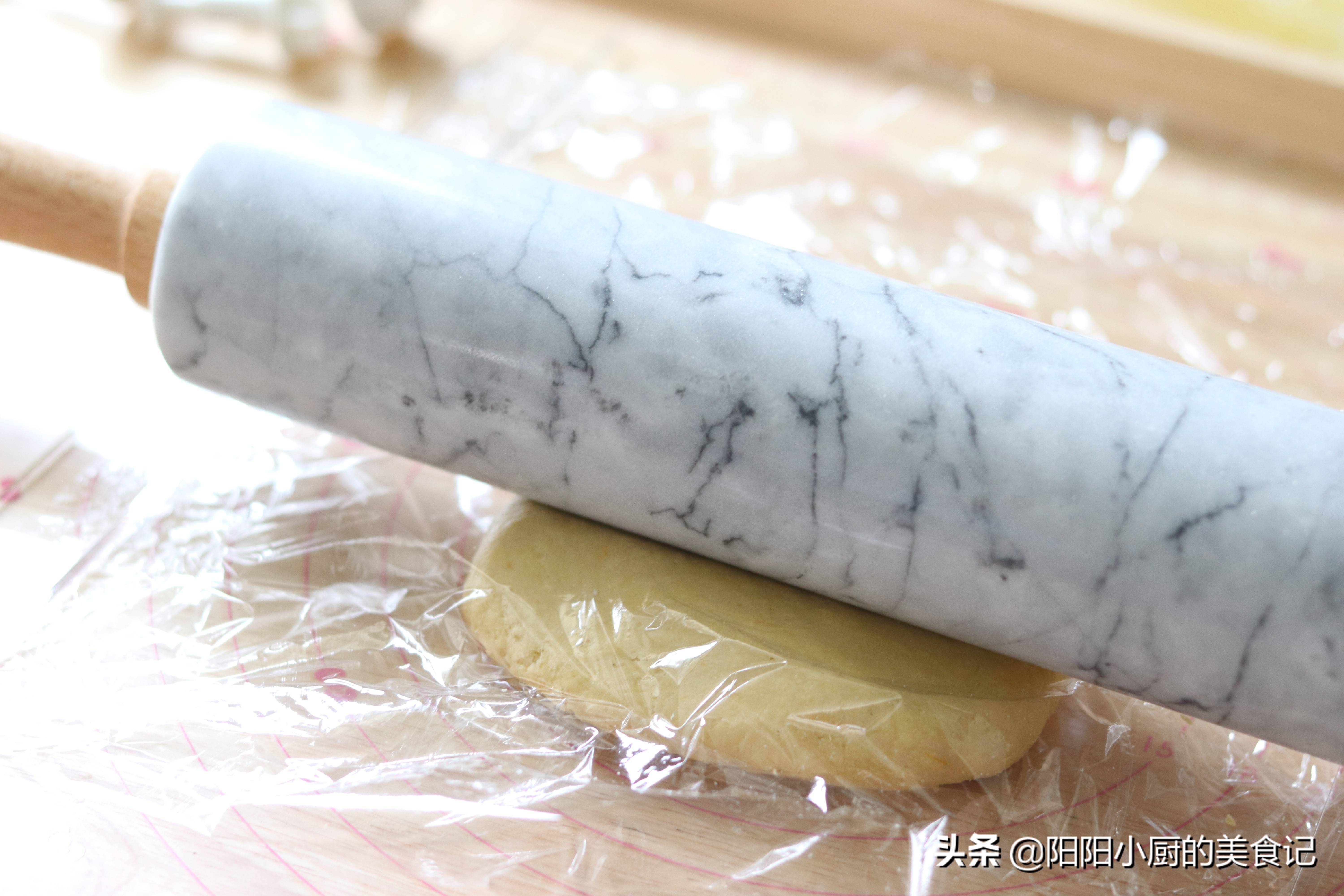 奶粉做好吃的小零食简单的,用不完的奶粉做零食