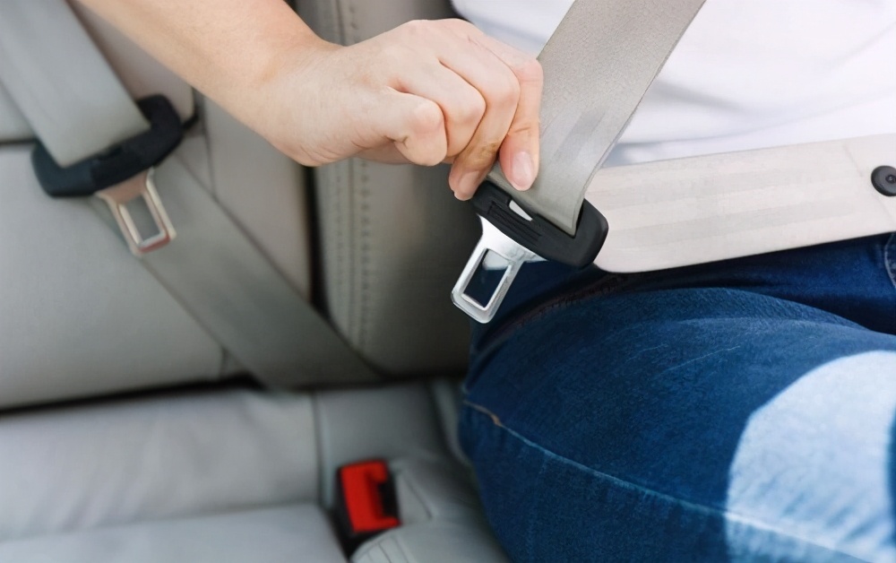 突然被扣4分罚2000,无缘无故被扣分了怎么办