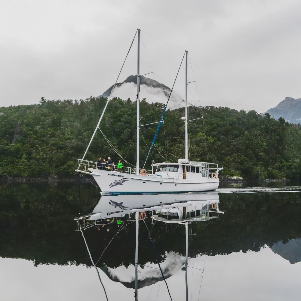 最值得游玩的邮轮旅行路线,邮轮旅行攻略最佳线路推荐