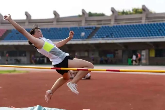 江声中考喜报,市运会喜报