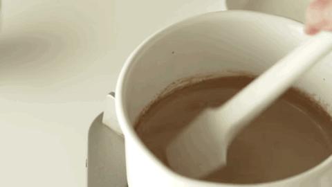 好吃的只有奶油的爆浆蛋糕,罗森摩卡芋泥味奶油蛋糕