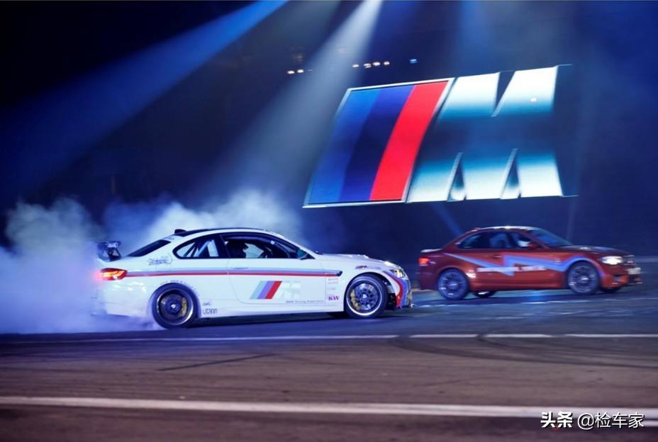 国六来了现在买什么车合适,十多年的奔驰ml350值得买吗