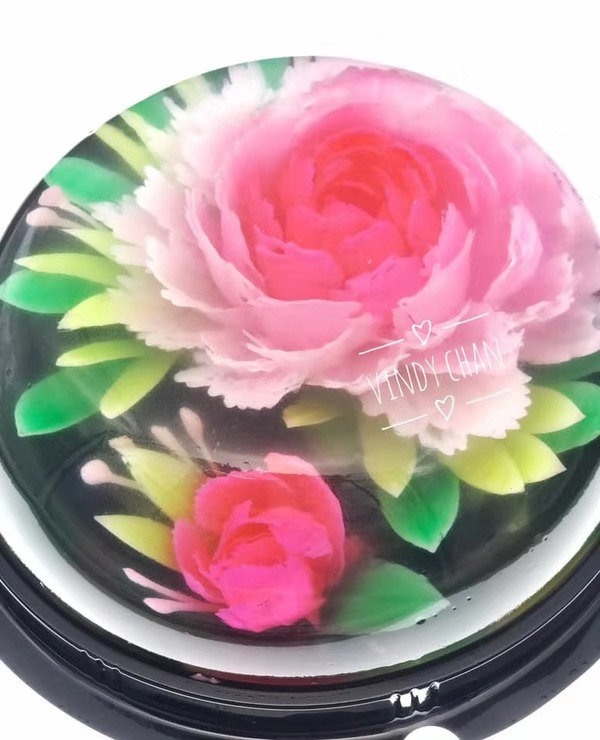 离婚后对方认爱小三十岁女演员前落选港姐单亲独自带大两子女