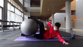 居家该如何锻炼教练来支招,居家健身公认最有效的训练方法