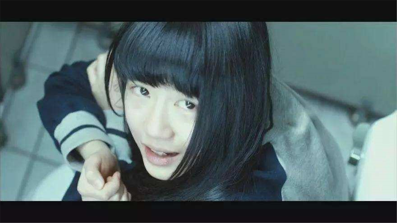 小孩跟朋友亲嘴如何教育,孩子和别人亲嘴要怎样教育