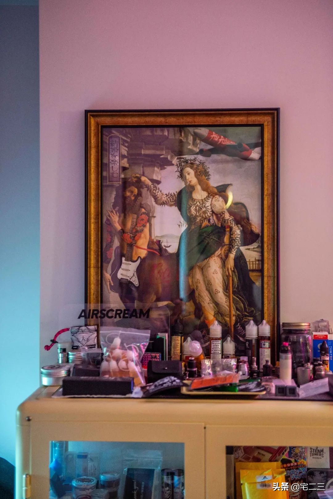 霓虹灯下，他们的“摇滚之家”