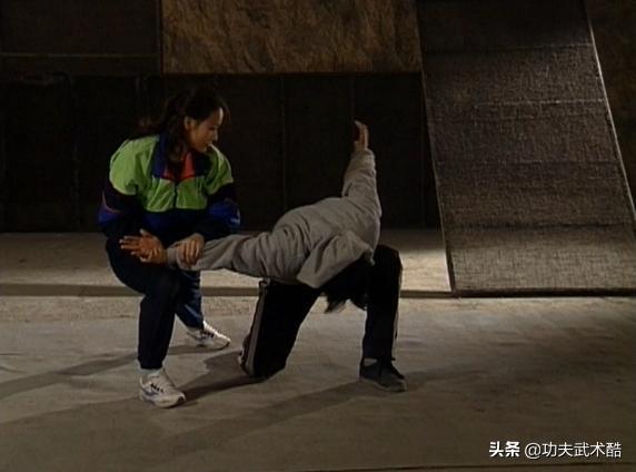 最实用十大擒拿详细教学,实用擒拿术图文教学