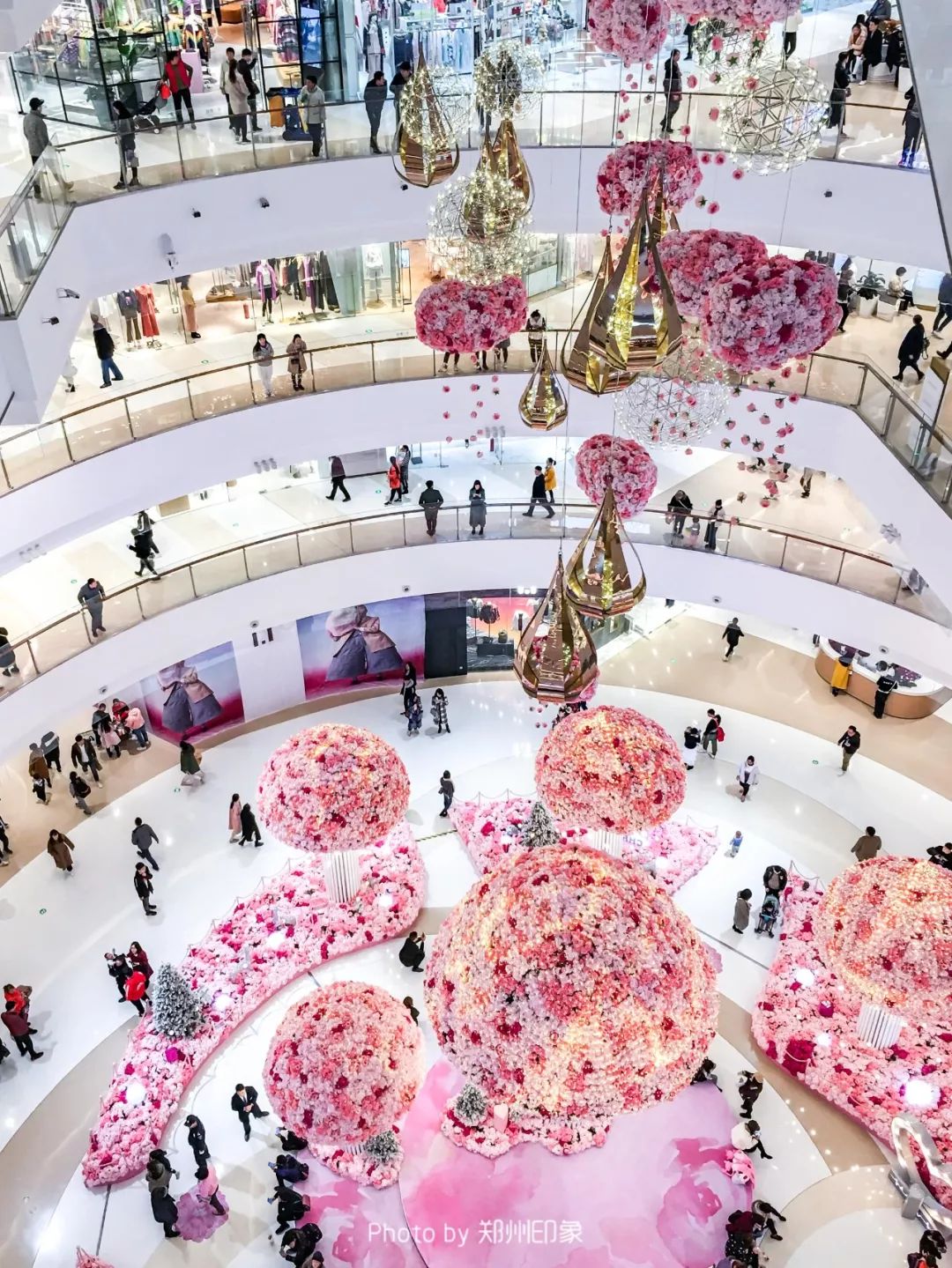 正弘城为什么这么热闹,正弘城有什么好逛的