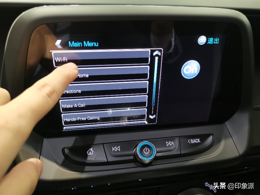 大黄蜂跑车科迈罗敞篷版高配,科迈罗大黄蜂敞篷版噪音大吗