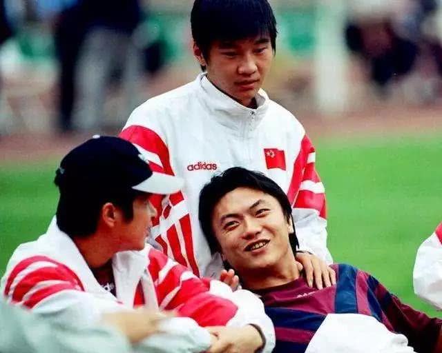 四川足球老队员魏群现在做什么,四川足球名将魏群