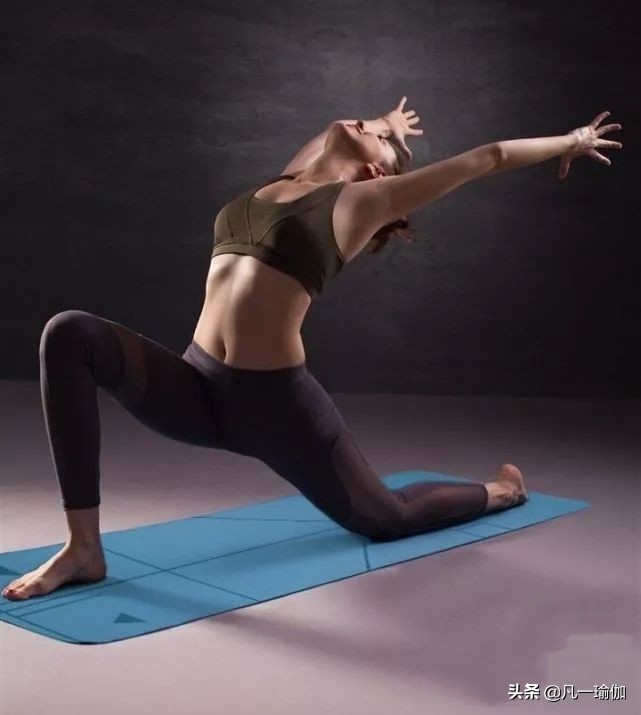 初学者练习瑜伽需要哪些辅助,练瑜伽有什么大型器材