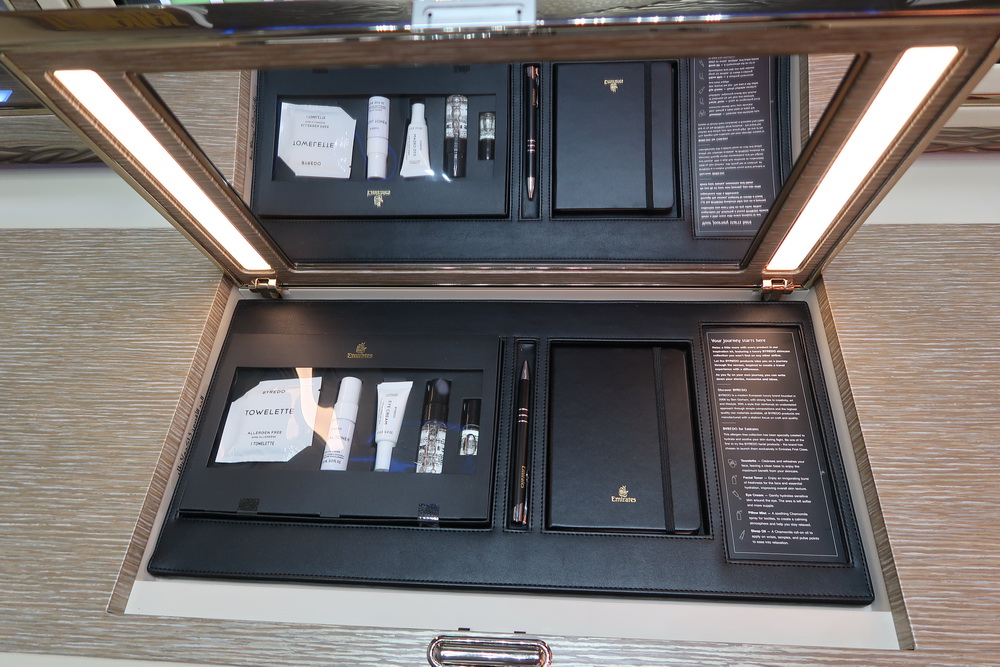 阿联酋航空777300经济舱,阿联酋航空777头等舱机票