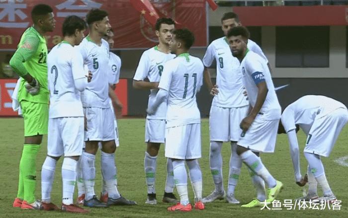 门神范德萨扑点球,门神王大雷完整视频