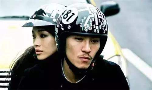 性感女神舒淇情史混乱，因拍大尺度片遭男方家长嫌弃终遇老实人