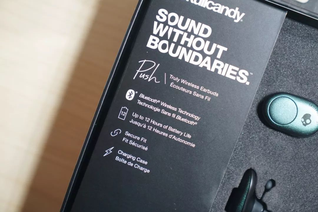 真无线头戴式耳机,骷髅头真无线耳机