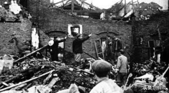 蒋机轰炸上海，毛主席请斯大林出兵，苏军秘密支援，痛打敌机