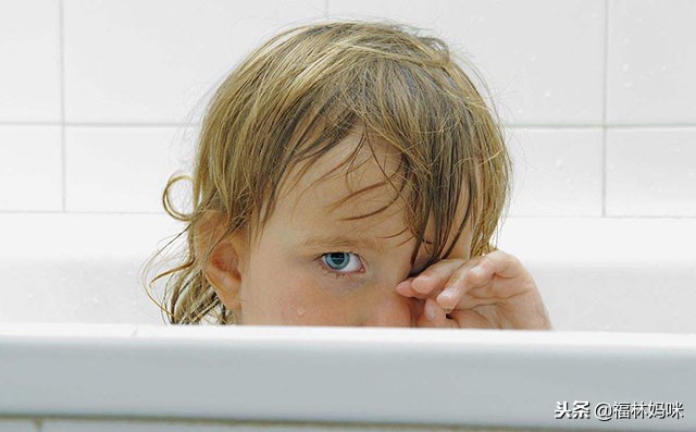 灯太暗会影响宝宝视力发育吗,宝宝用什么灯保护视力