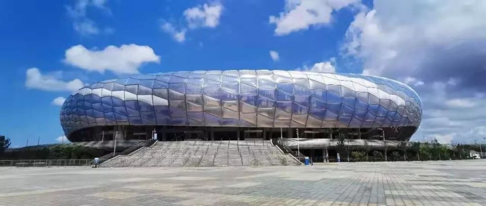 大连新建亚洲最大足球场,大连为什么被称为中国的足球城