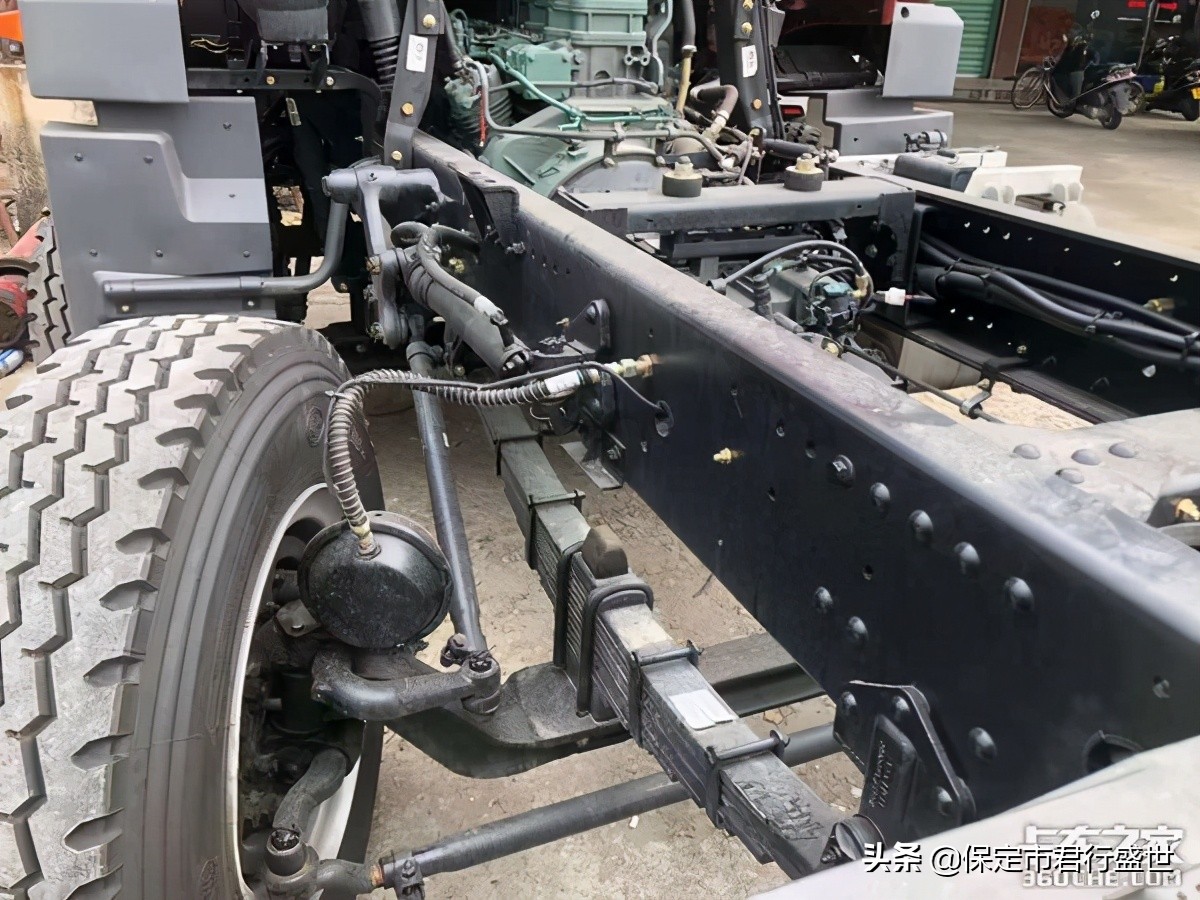 双腔空悬优缺点和维修成本,单腔气室和双腔气室作用