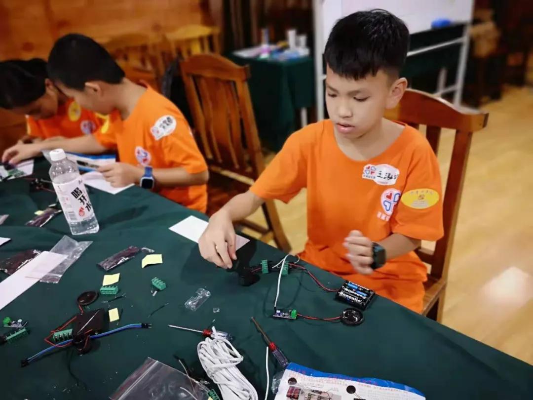 解决自卑的最好方法原视频,解决自卑的两种方法