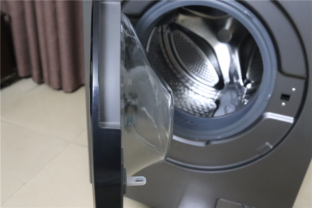 天天下雨怎么办？用一台云米洗烘一体机解决衣服晾不干的问题