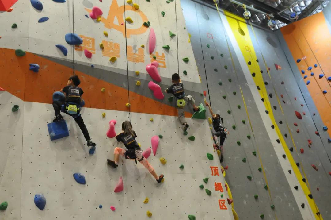 体育培训机构如何用学校场地,体育培训场地合作