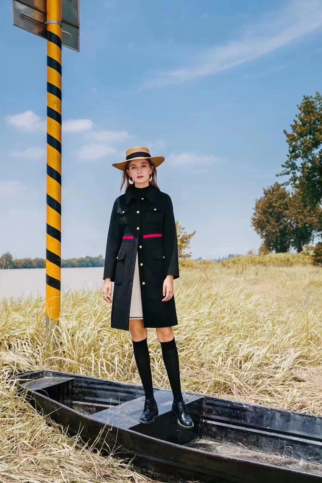 羊毛大衣怎么清洗灰尘,双面羊毛大衣如何清洗