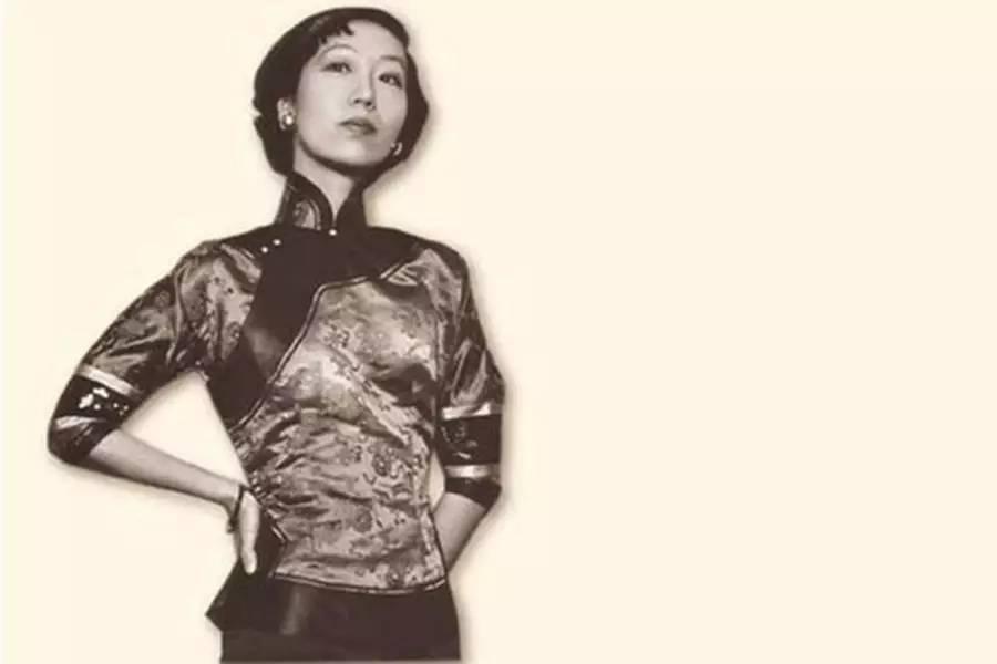 张爱玲嫁给65岁老作家贫寒度日,张爱玲为什么嫁给美国老头