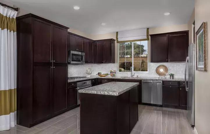 新建区毛坯房捡漏房,新房捡漏90平