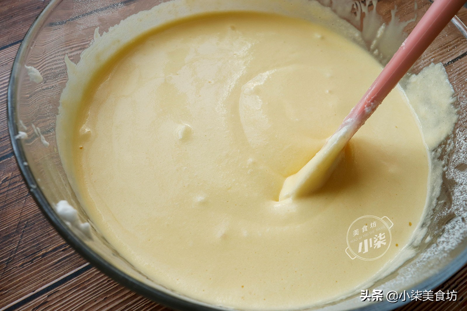 自己在家做蛋糕低成本,怎样自己在家做原价2999元的蛋糕