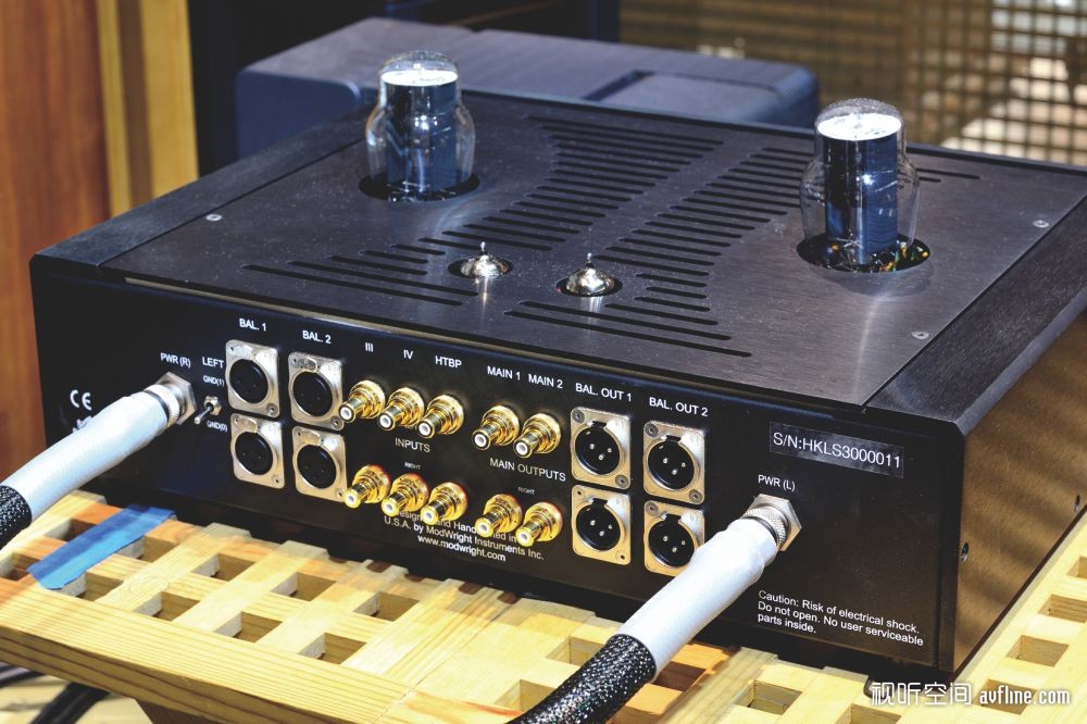 HIFI|一部好机带来极致享受：ModWright乐威LS300胆前级