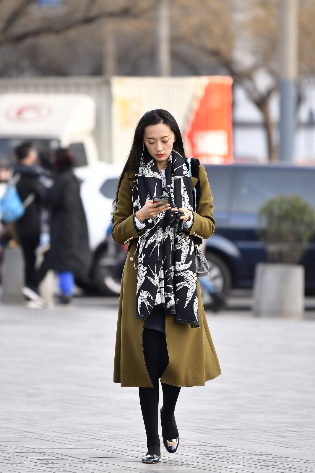 怎么挑选一款优秀的风衣,如何挑选一件不过时的风衣