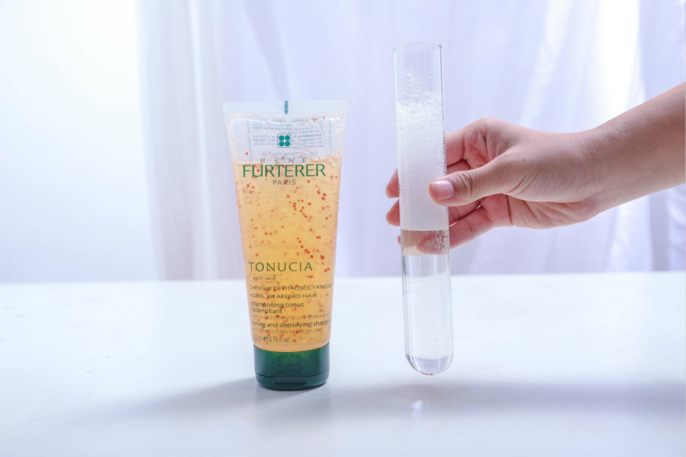 细软塌发质多久洗一次头发,怎样拯救一天就油的头发