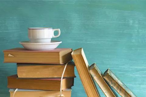 人的一生百善孝为先孝敬父母,百善孝为先父母永远都是最重要的