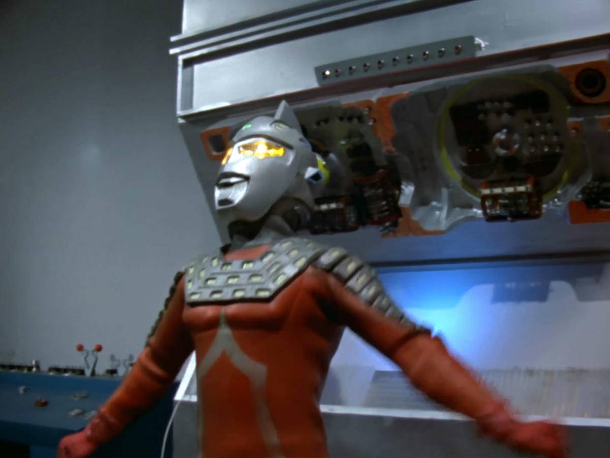 模玩机设:以弹之名守望地球地球的赤红巨人SHF赛文