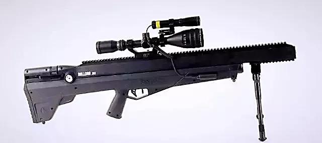 伤害堪比冲锋枪的步枪,伤害堪比狙击枪威力的手枪