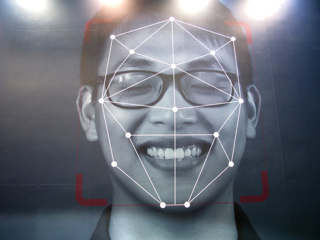 人脸识别技术在安防领域有哪些,安防人脸识别行业