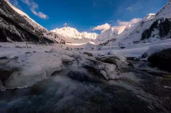醒图修图如何让模糊的影子变清晰,什么修图软件可以像以前那样模糊