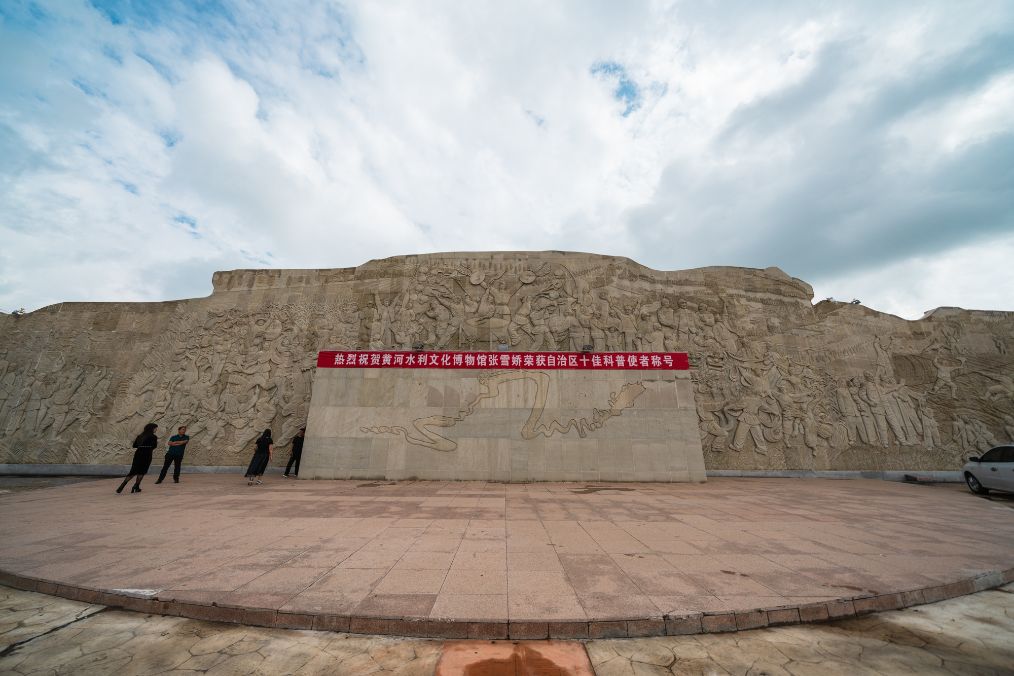 她是滔滔千里黄河的宠儿,阴山之下、河套之上的掌上明珠