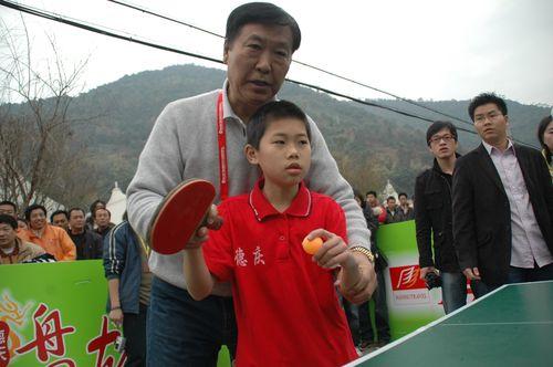 乒乓名将郗恩庭,乒乓球世界冠军郗恩庭