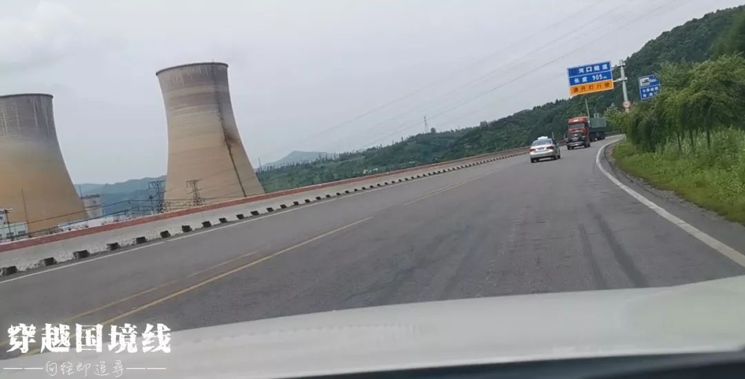 长白山是不是又叫白山了,长白山和白山是一个地方吗