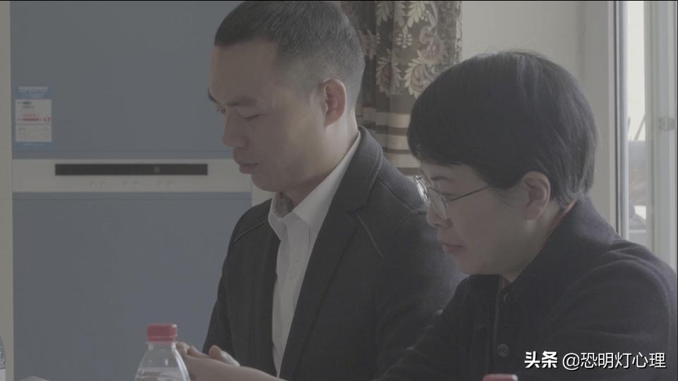 为什么初期说感染艾滋病没有症状,为什么没有感染艾滋病也会有抗体